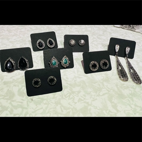 Jewelry - 7pairs of Gothic Earrings (PRICE FIRM)